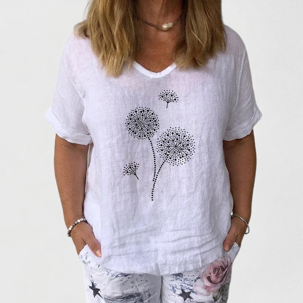 Esmara | Elegant Summer Blouse - Plus size model