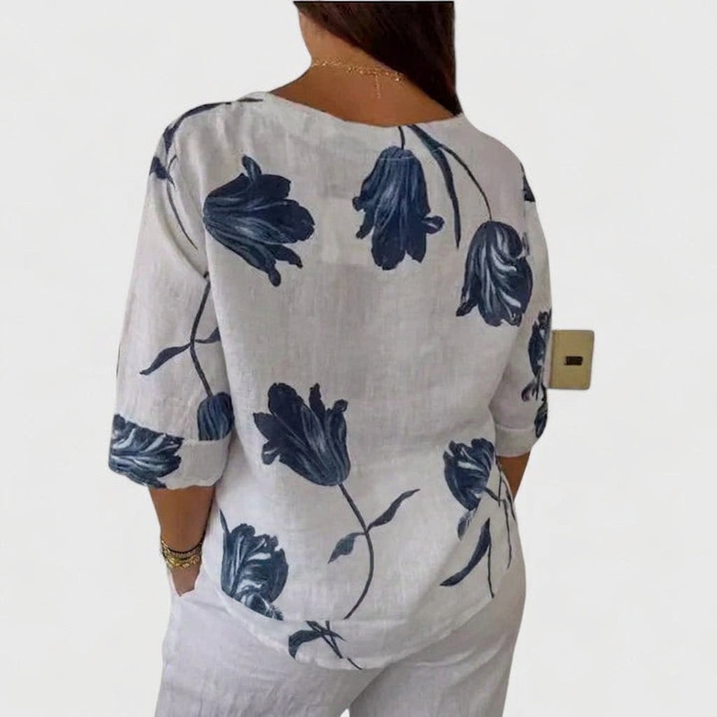 Isabel | Elegant Floral Print Blouse - Plus size model