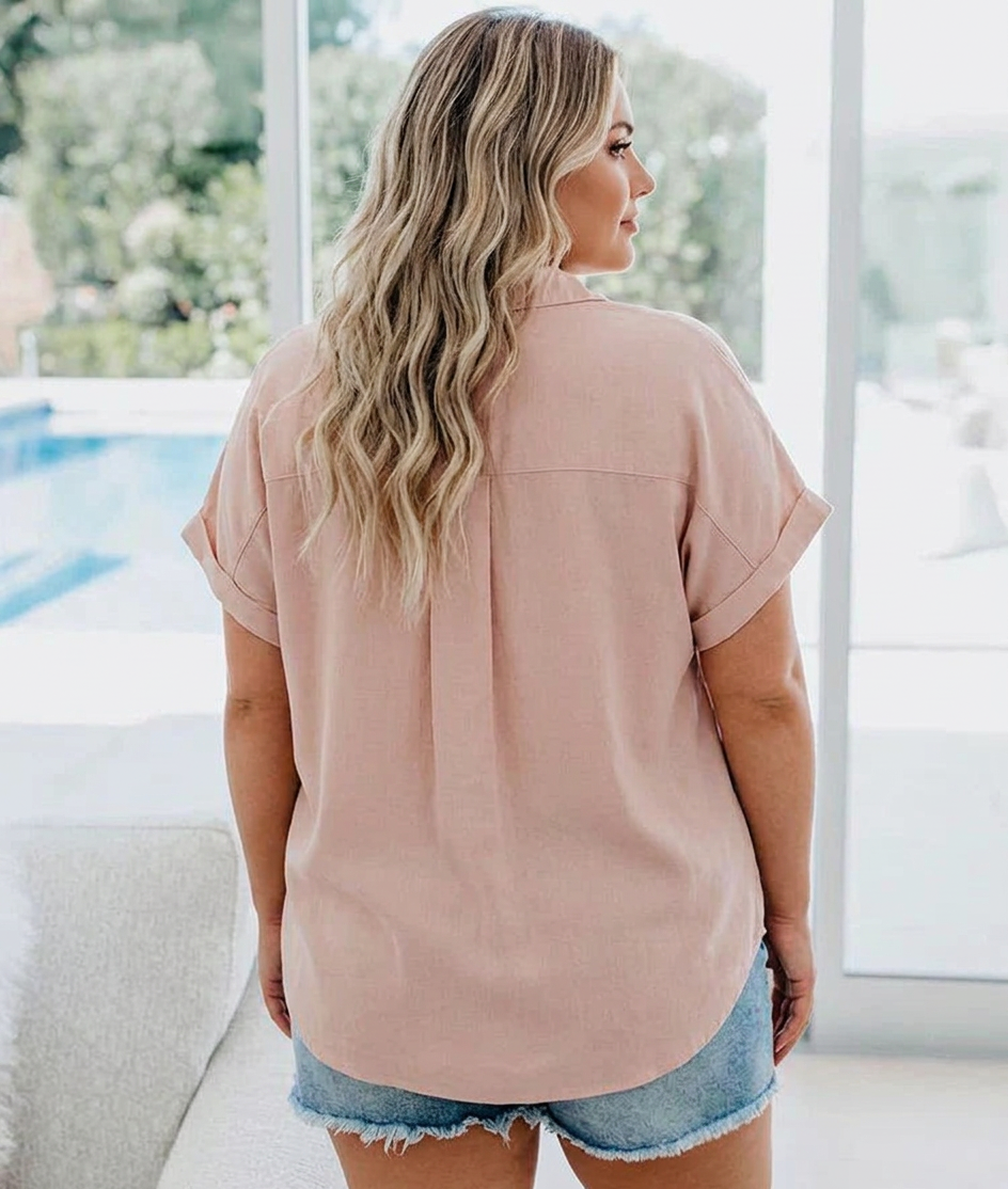 Aletta™ | Relaxed Fit Casual Blouse - Plus size model