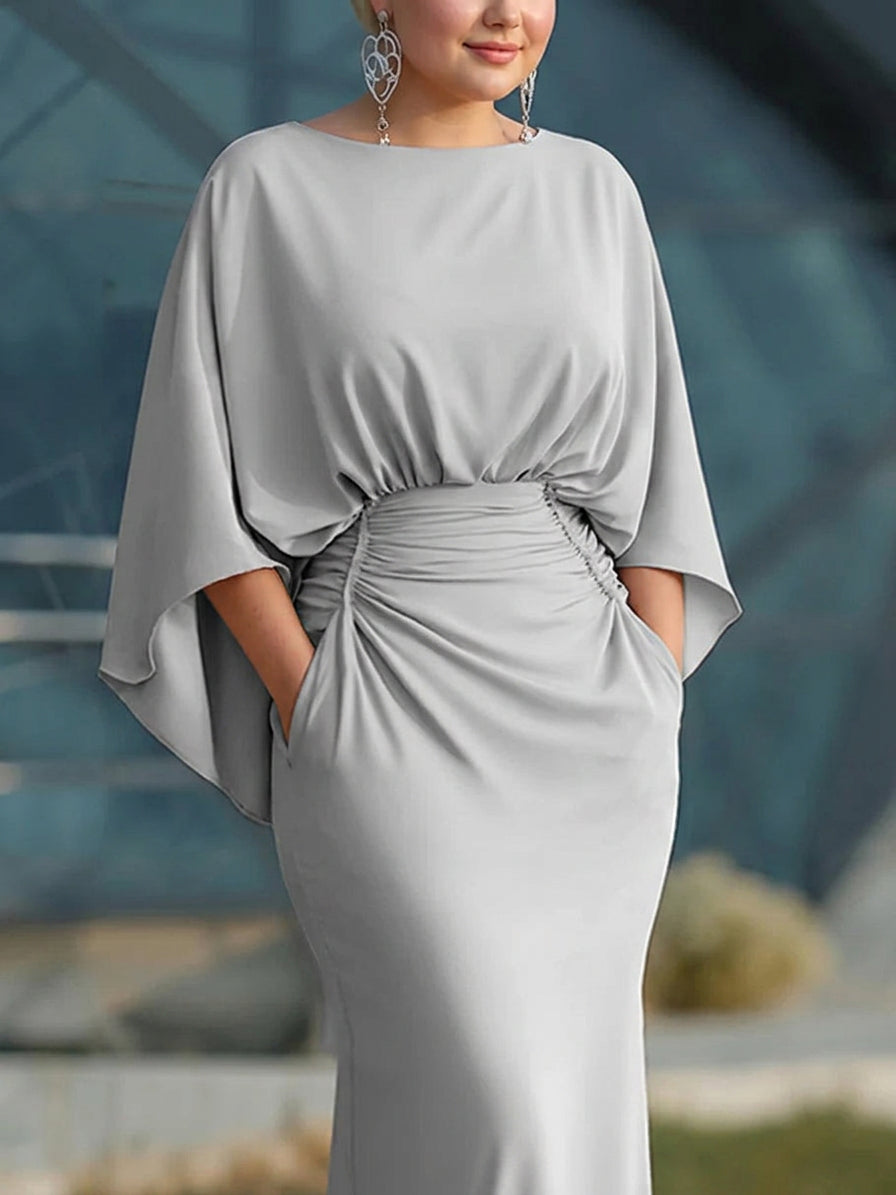 Clara | Elegant V-neck backless sleeve dress - Plus size model