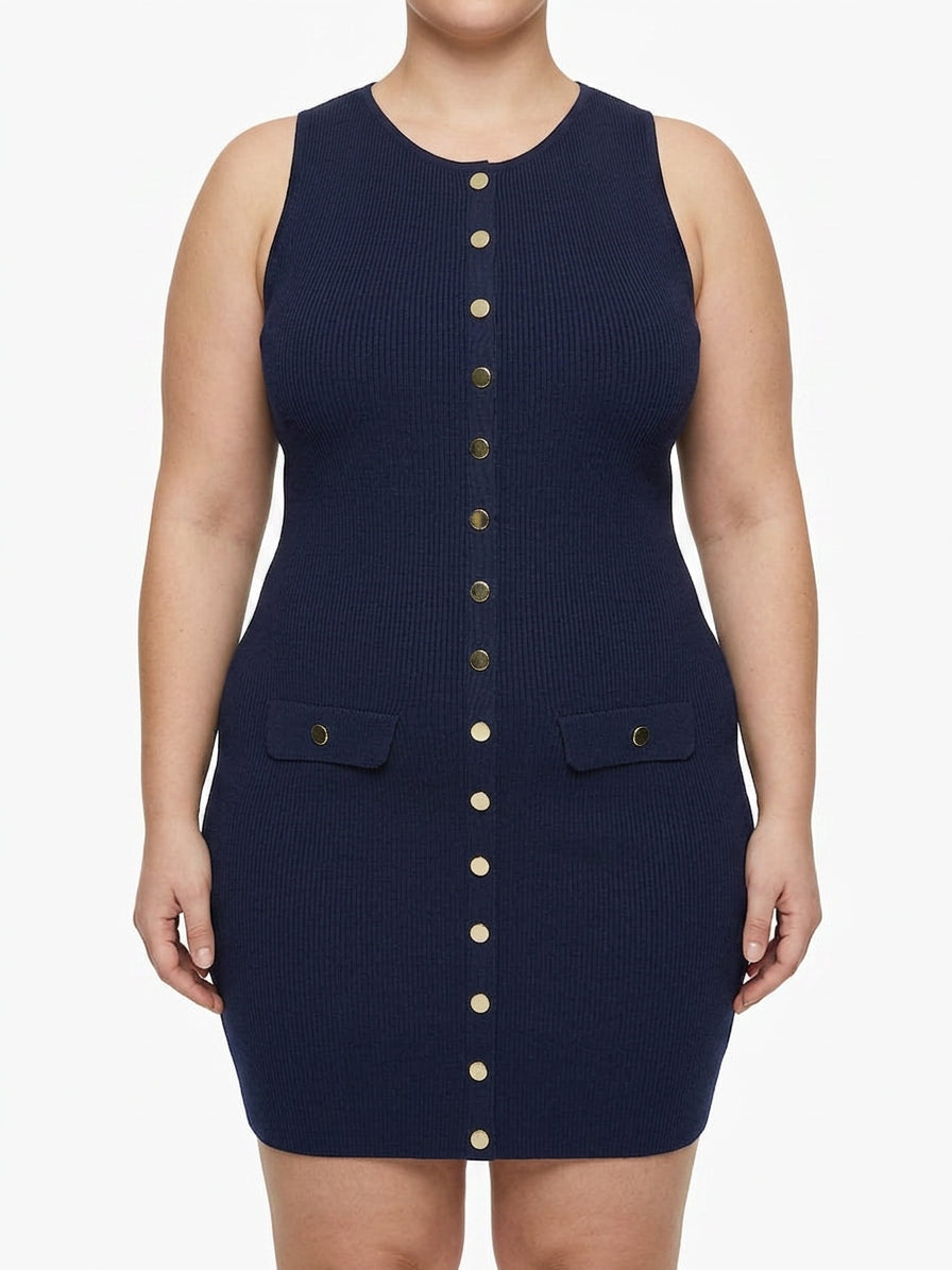 Georgia Mini dress - Plus size model