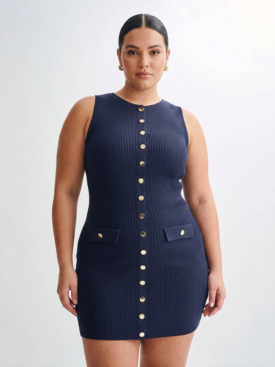 Georgia Mini dress - Plus size model