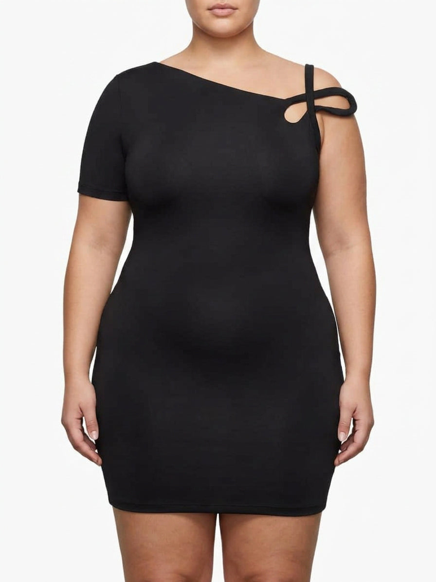 Kylie twisted mini dress - Plus size model