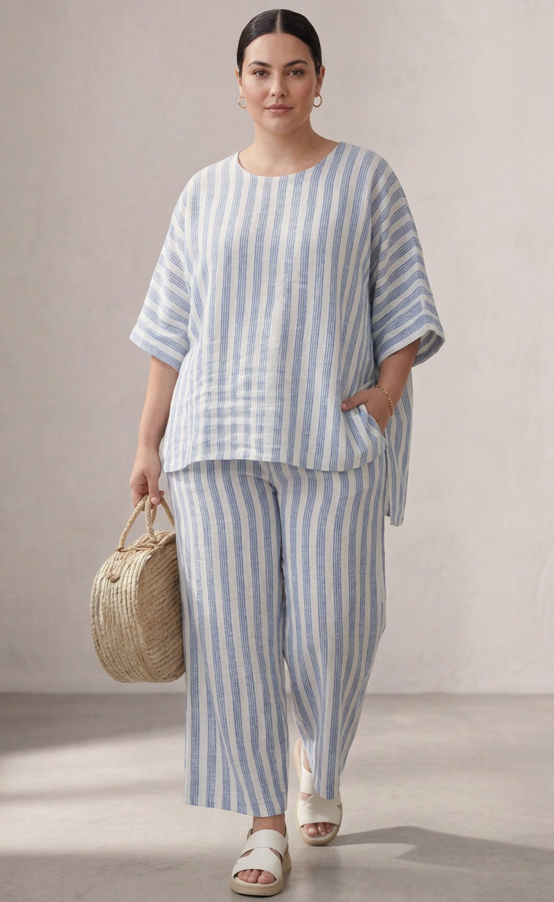 Federica — Top Sophisticated Linen With Blue Stripes & Relaxed Trousers - Plus size model