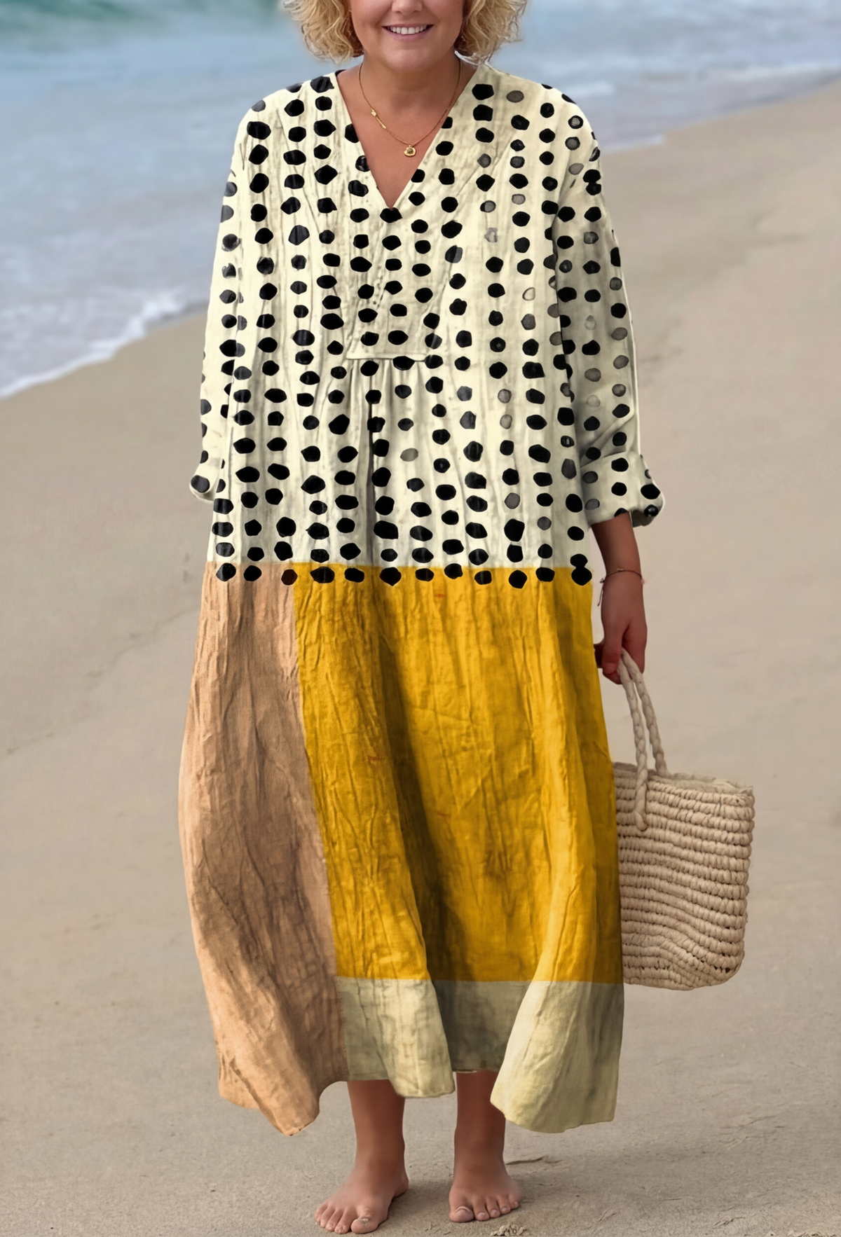 Jocelyn - Patterned Summer Dress - Plus size model
