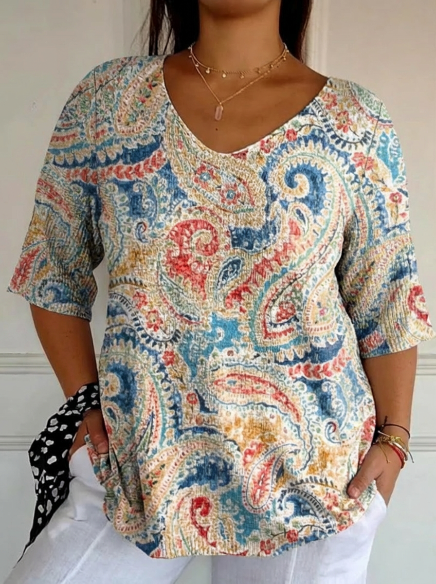 Women's Vintage Ethnic Floral Art Print Casual Pullover Knit - Plus size model