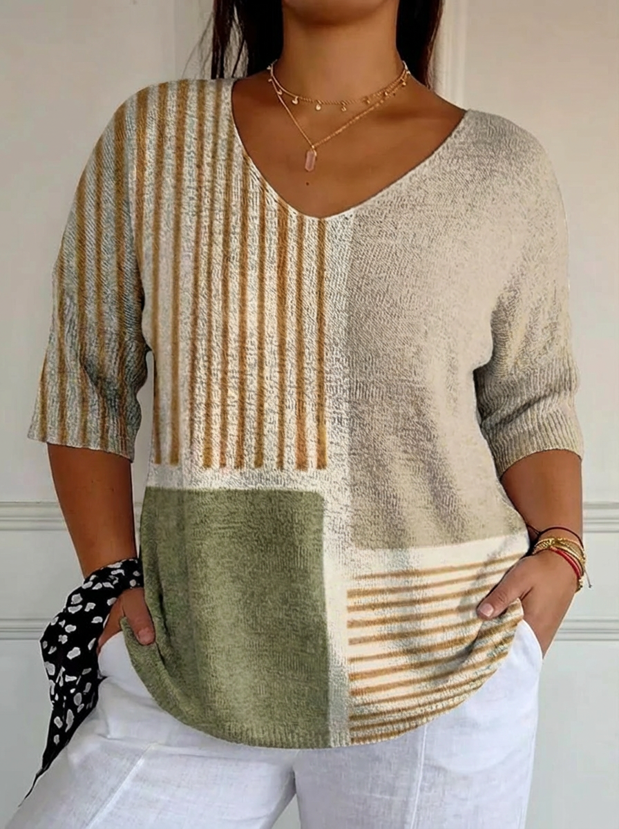 Women's Abstract Geometric Pattern Art Print Casual Knit Pullover - Plus size model