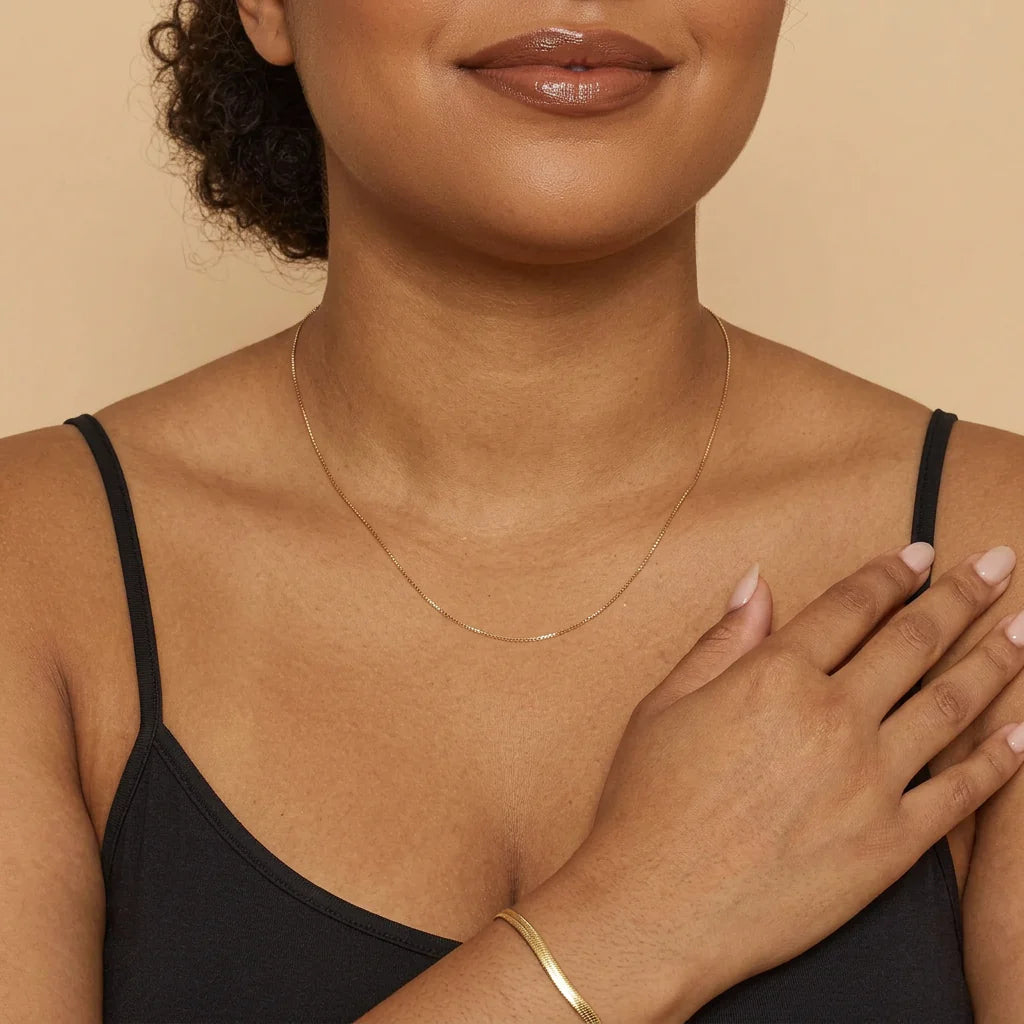 Bodega Box Necklace | White Gold - Plus size model