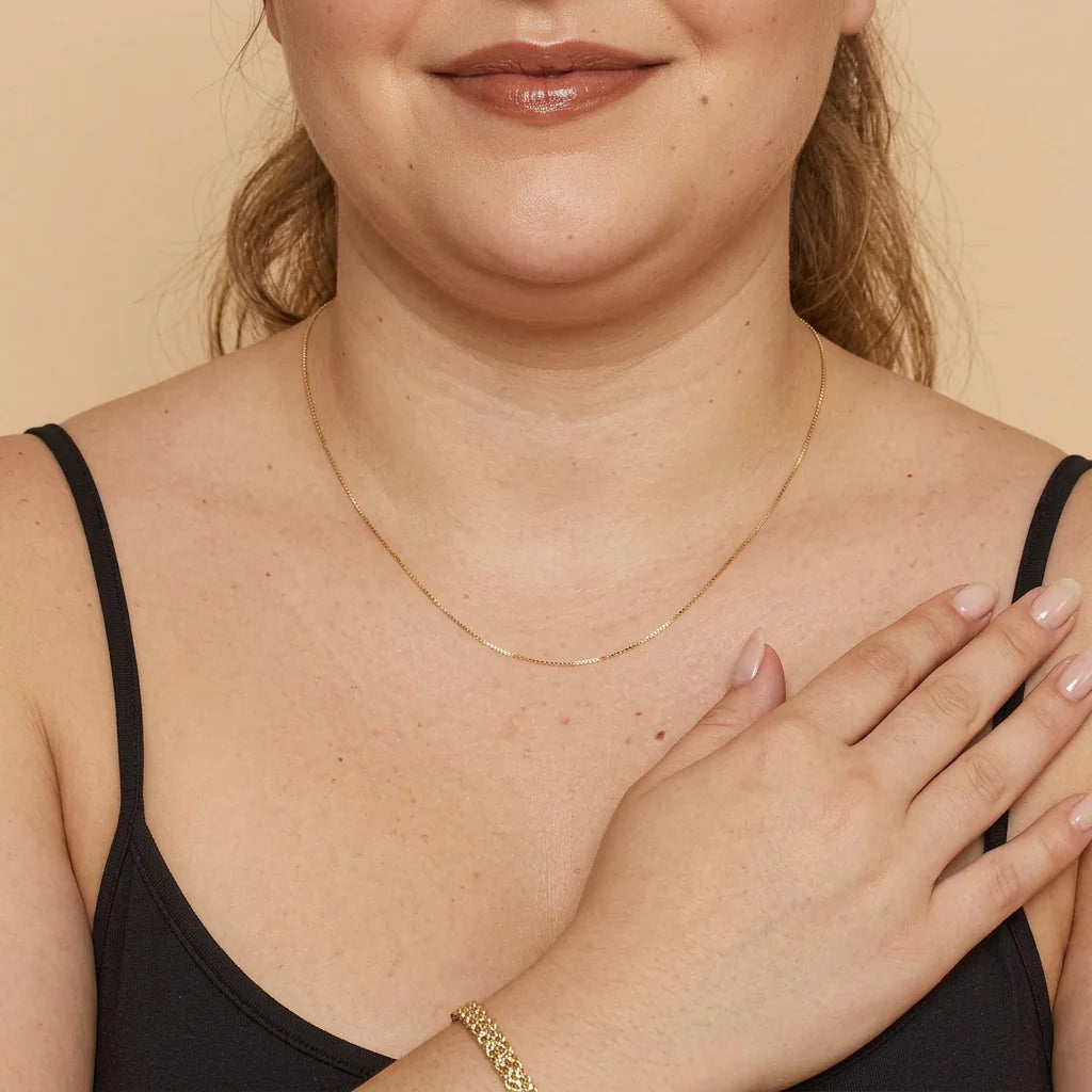 Bodega Box Necklace | Gold - Plus size model