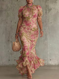 Mae | Vintage Rose Print Puff Sleeve Maxi Dress - Plus size model