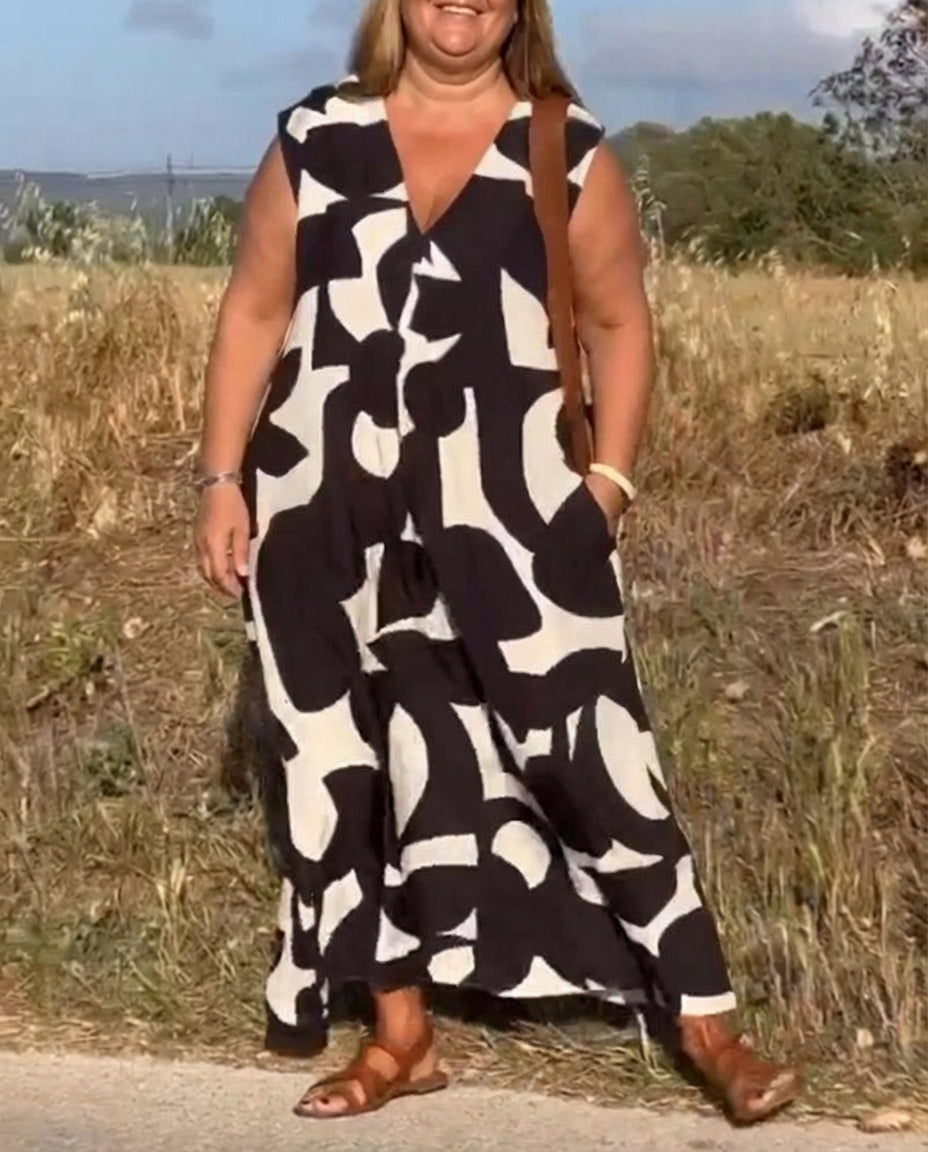 Lysandra | Sophisticated Maxi Dress - Plus size model