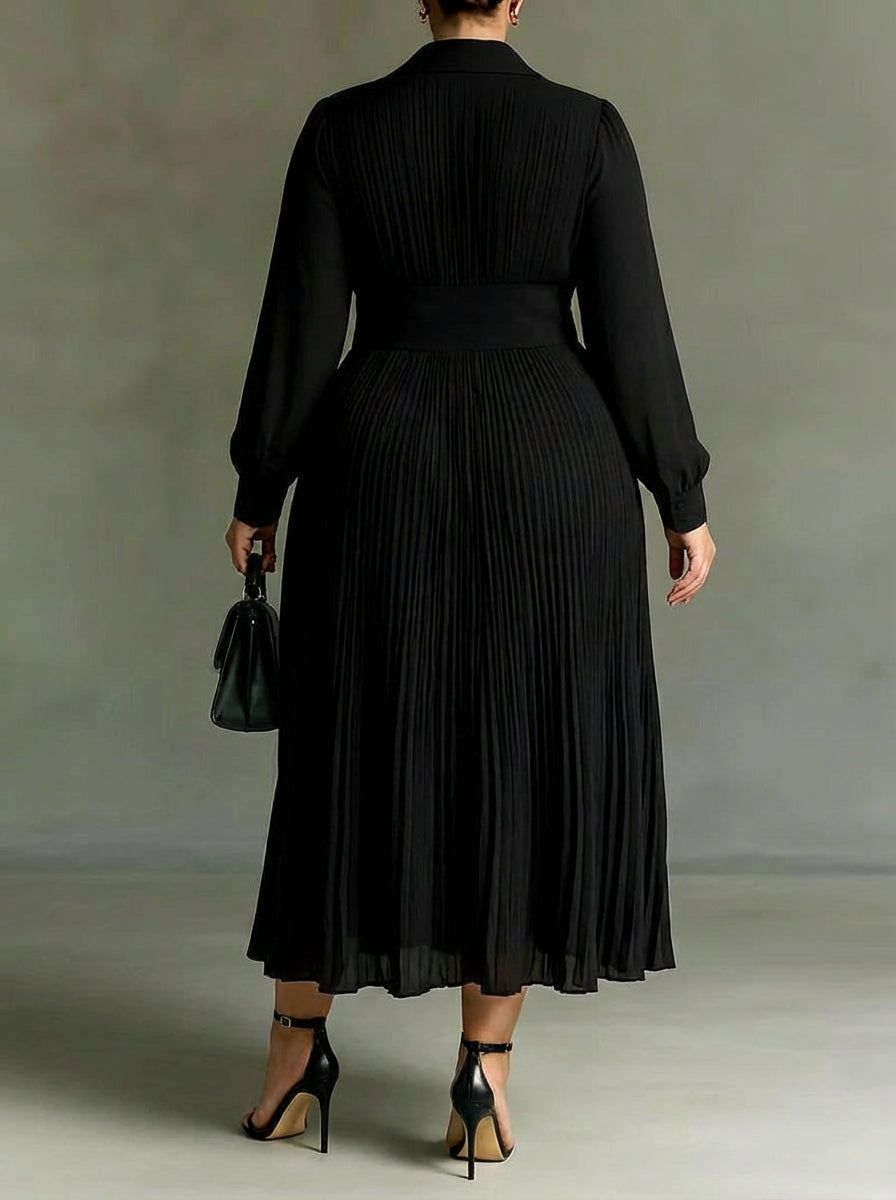 Sophyrahh | Elegant Maxi Dress - Plus size model