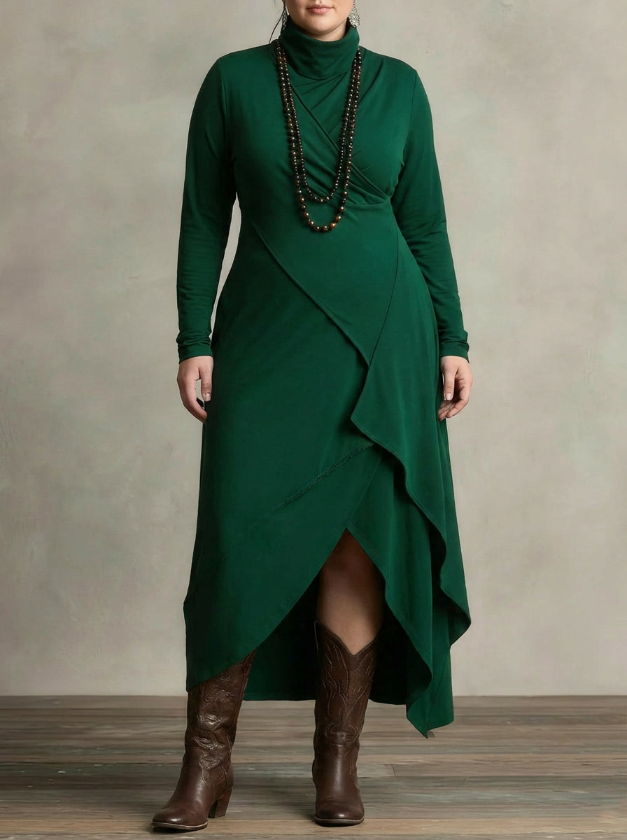 Evelyn | Elegant Maxi Dress - Plus size model