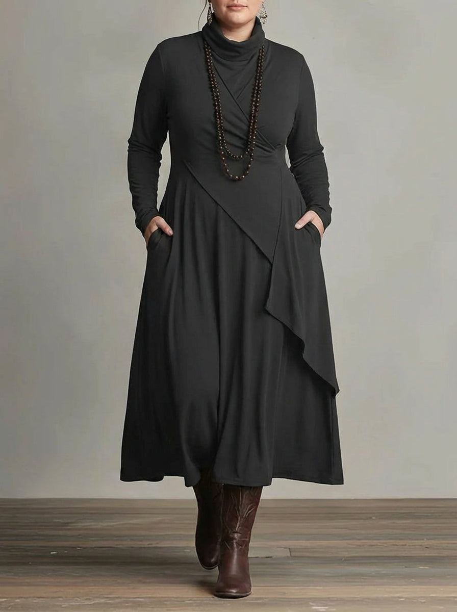 Evelyn | Elegant Maxi Dress - Plus size model