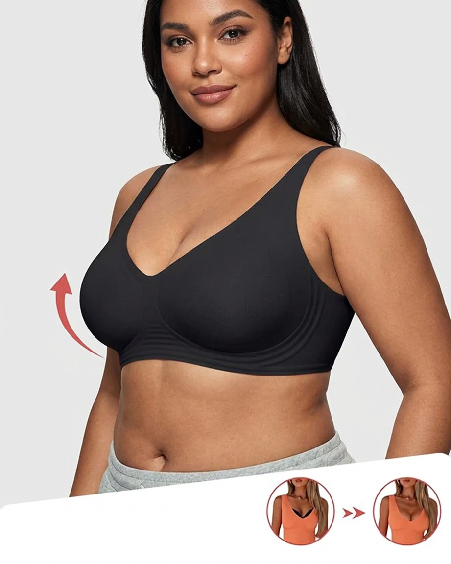 Seamless Gel Bra - Plus size model