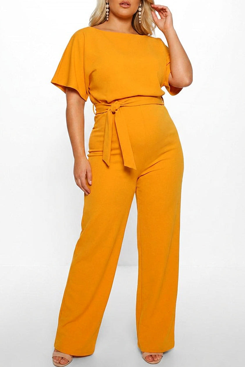 Delaney - Summer button tie short sleeved Jumpsuit - Plus size model