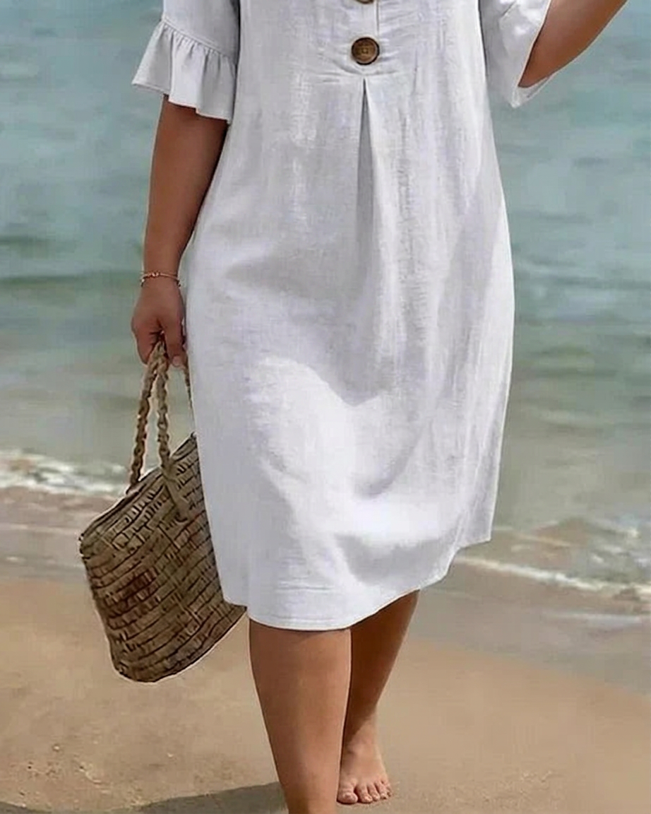 Emilia - Elegant Casual Dress - Plus size model