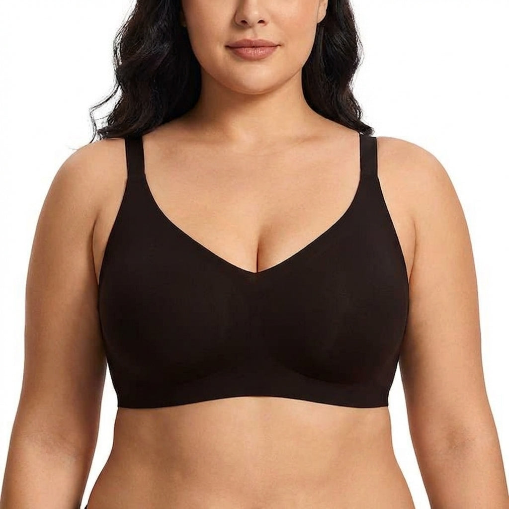 Gel Bra Without Underwire - Plus size model