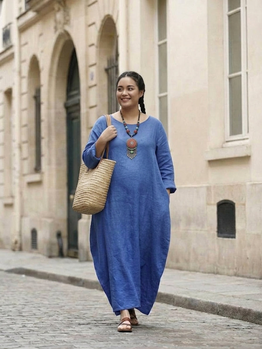 Vivian - Bohemian Maxi Dress - Plus size model