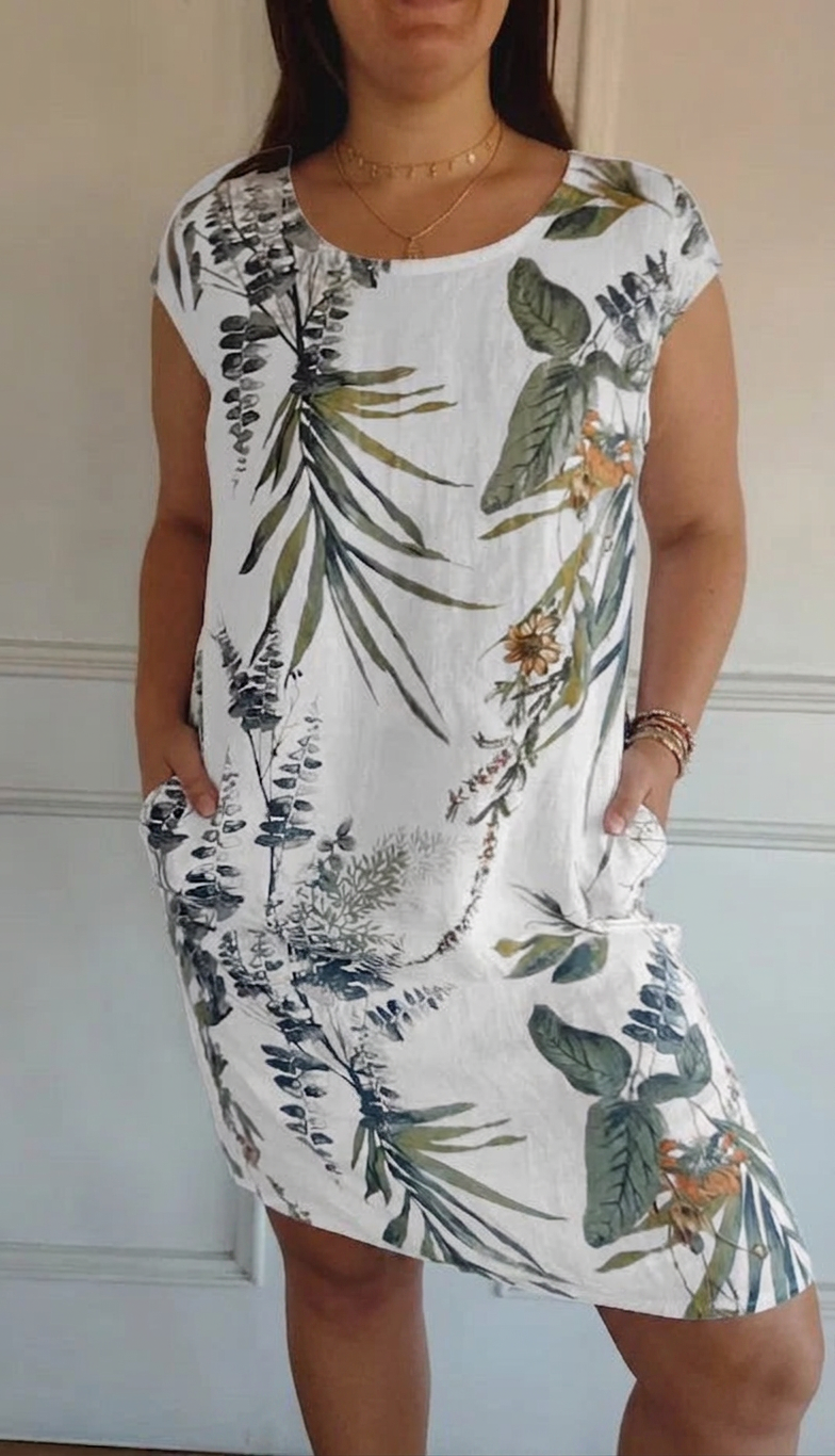 Elowen | Linen Summer Dress - Plus size model