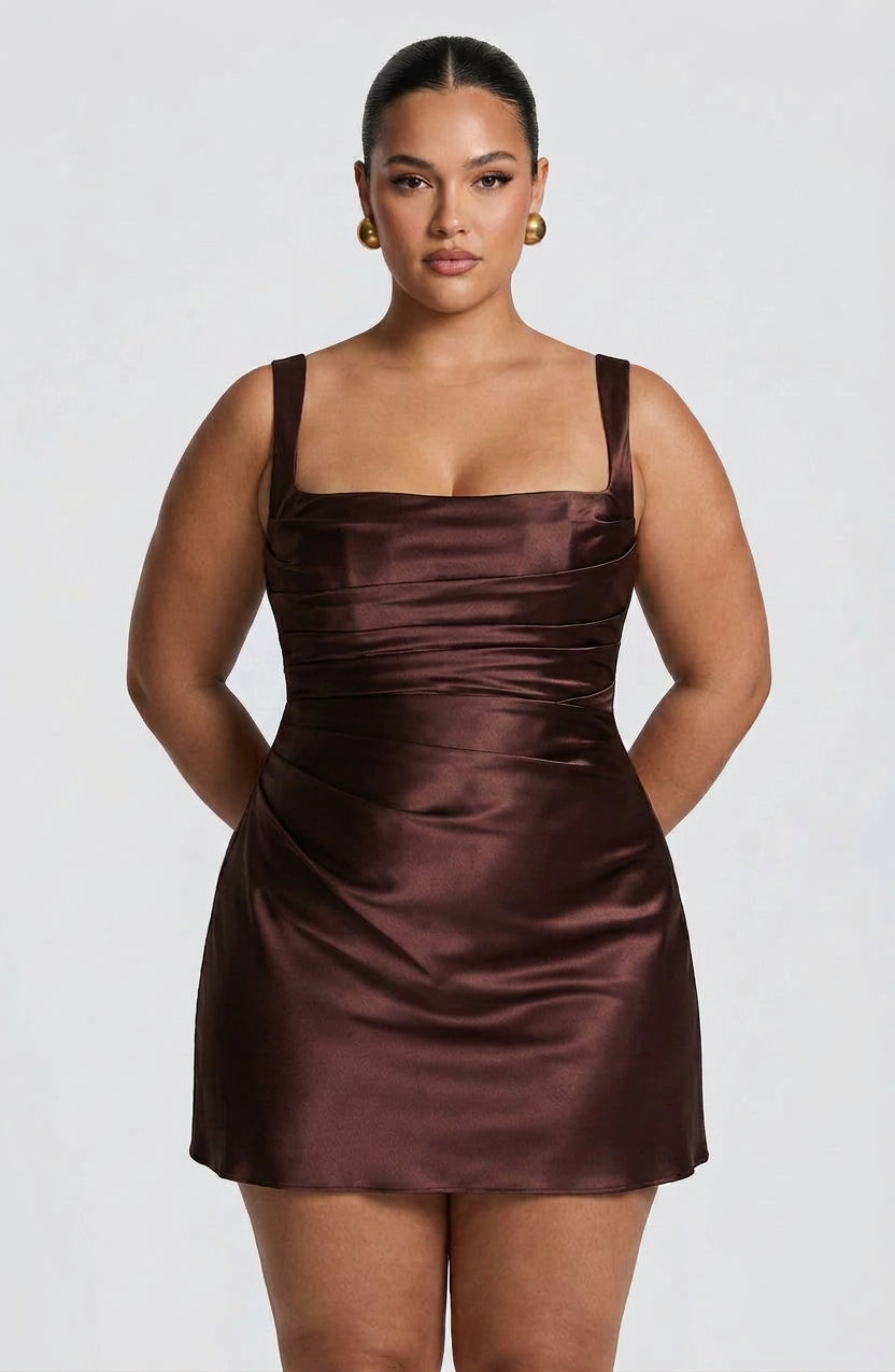 Calanthe Mini Dress - Plum Brown - Plus size model