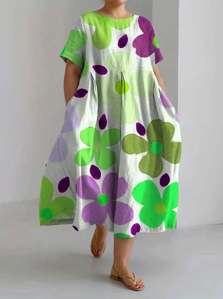Women's Retro Botanical Floral Design Printed Casual Loose Dress - Plus size model