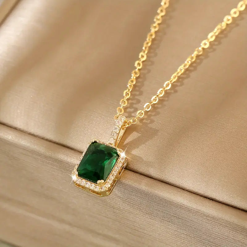 Amelia Emerald Necklace | Gold