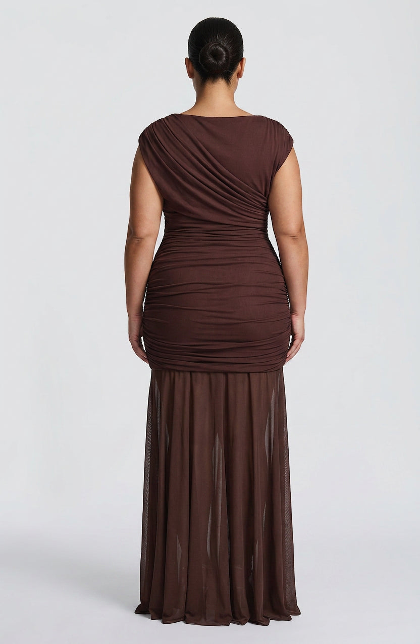 Demelza Maxi Dress - Plum Brown - Plus size model