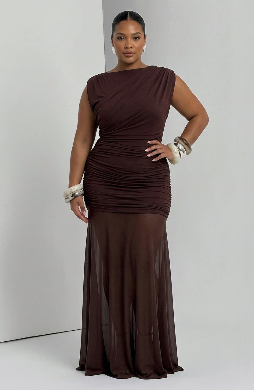 Demelza Maxi Dress - Plum Brown - Plus size model