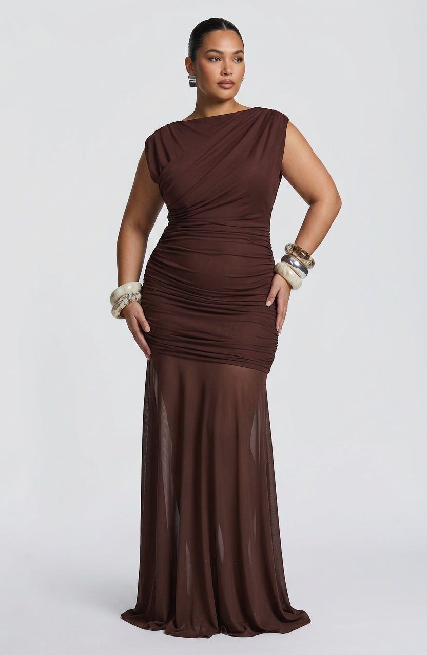 Demelza Maxi Dress - Plum Brown - Plus size model