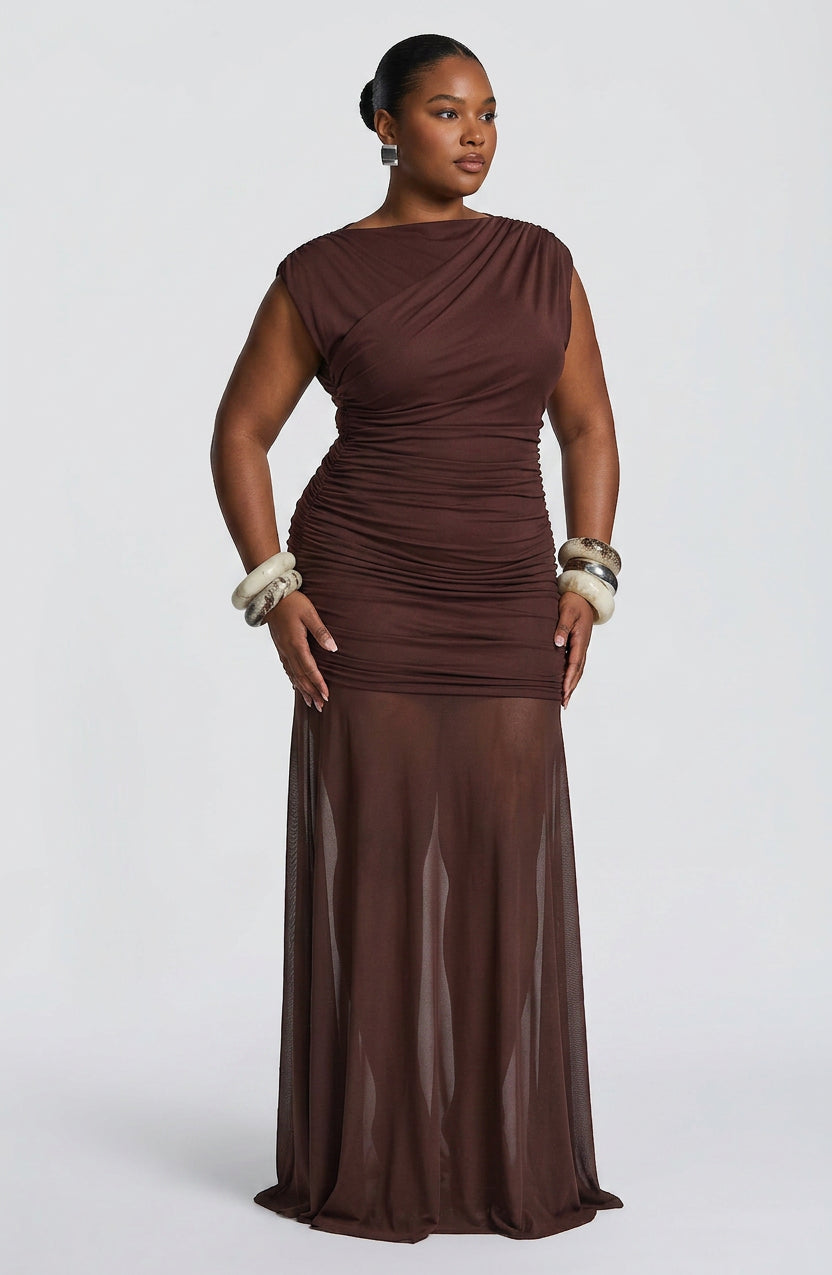 Demelza Maxi Dress - Plum Brown - Plus size model