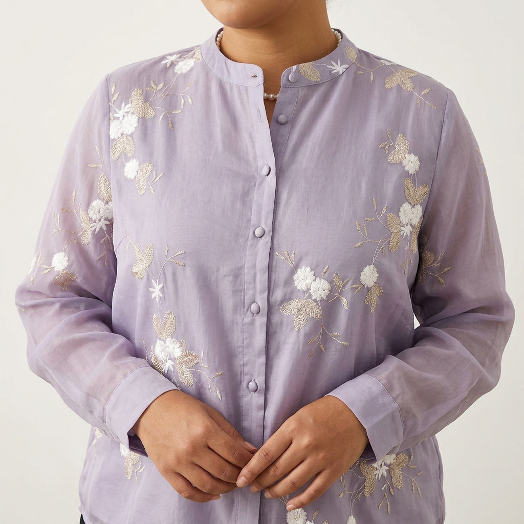 Nellie™ | Elegant Top with Embroidered Flowers - Plus size model