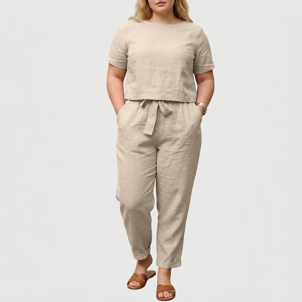 Suzy | Effortless Summer Co-Ord - Plus size model