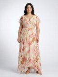 Elara | V Neck Short Sleeve Floral Maxi Dress - Plus size model