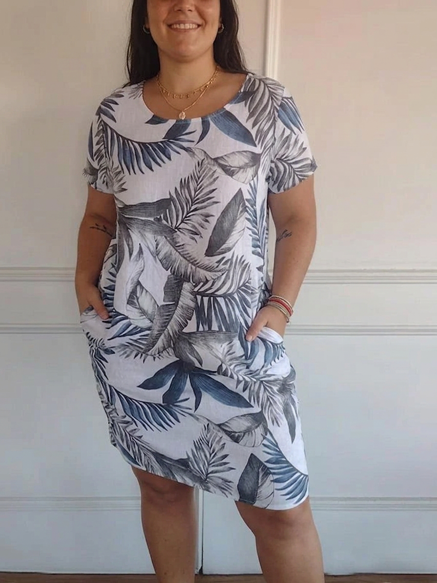 Elowen | Linen Summer Dress - Plus size model