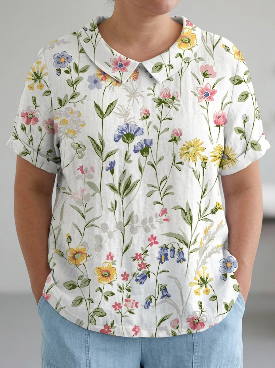 Nancy | Floral Shirt - Plus size model