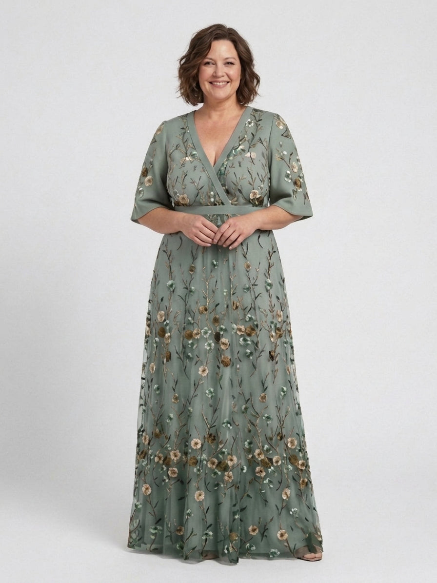 Stella & Grace™ | Floral V Neck Short Sleeve Maxi Dress - Plus size model