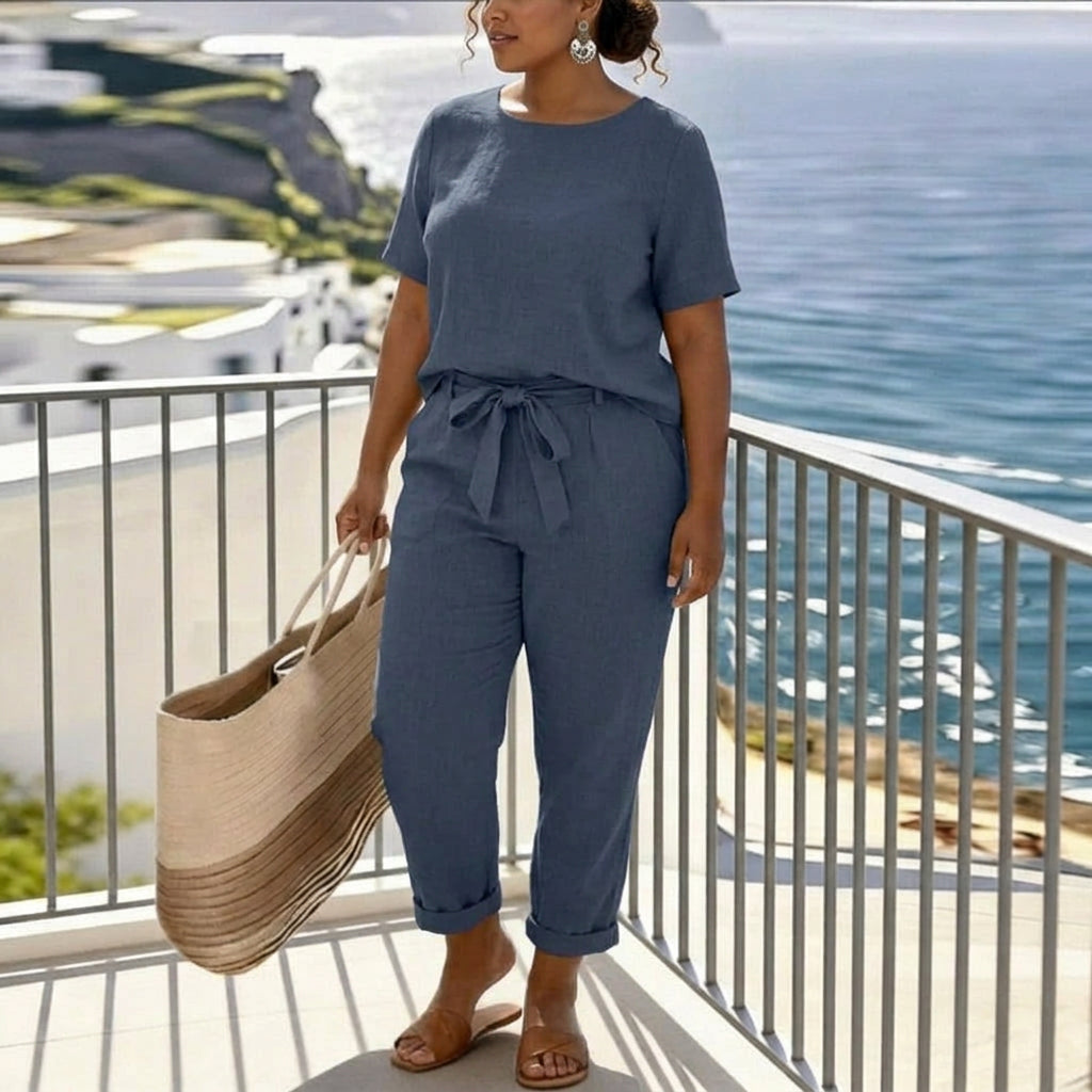 Isabella | Elegant Two-Piece Set - Plus size model