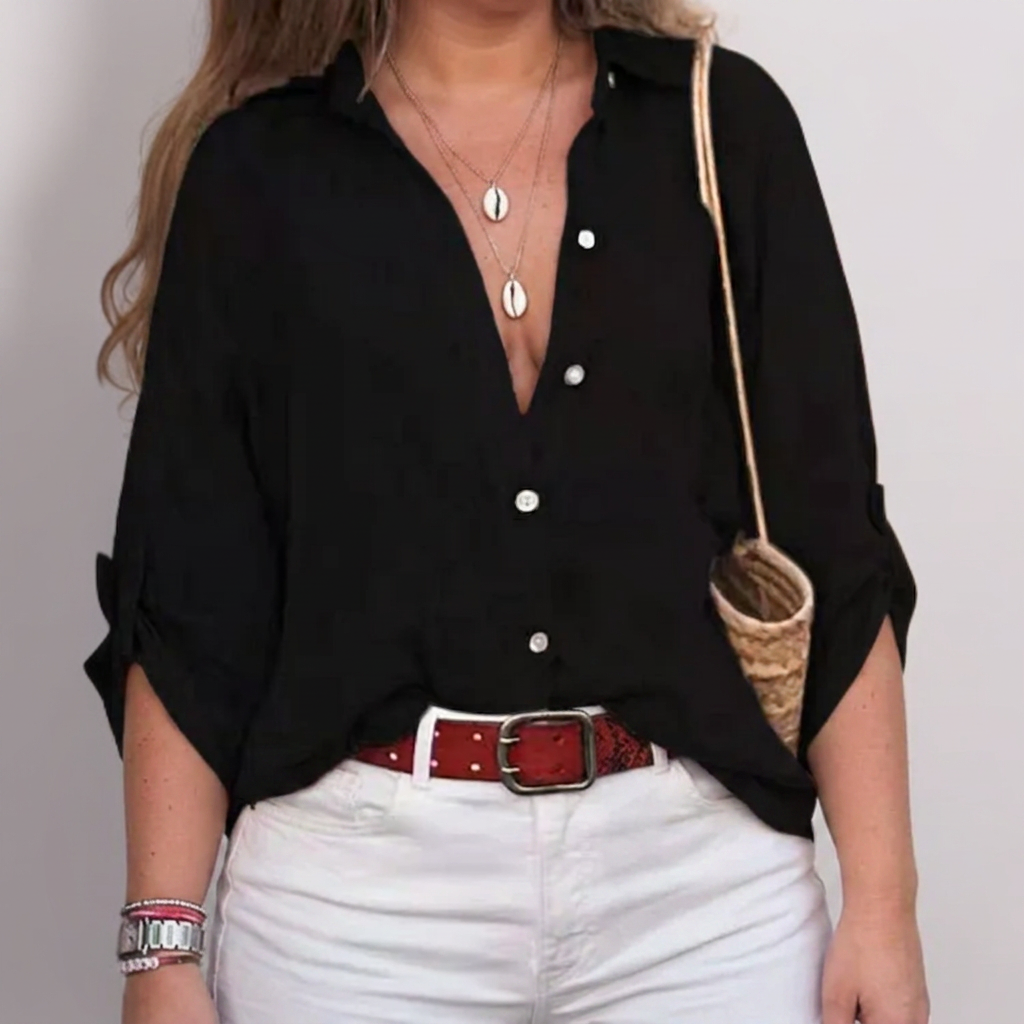 Alita┃Casual solid color top - Plus size model