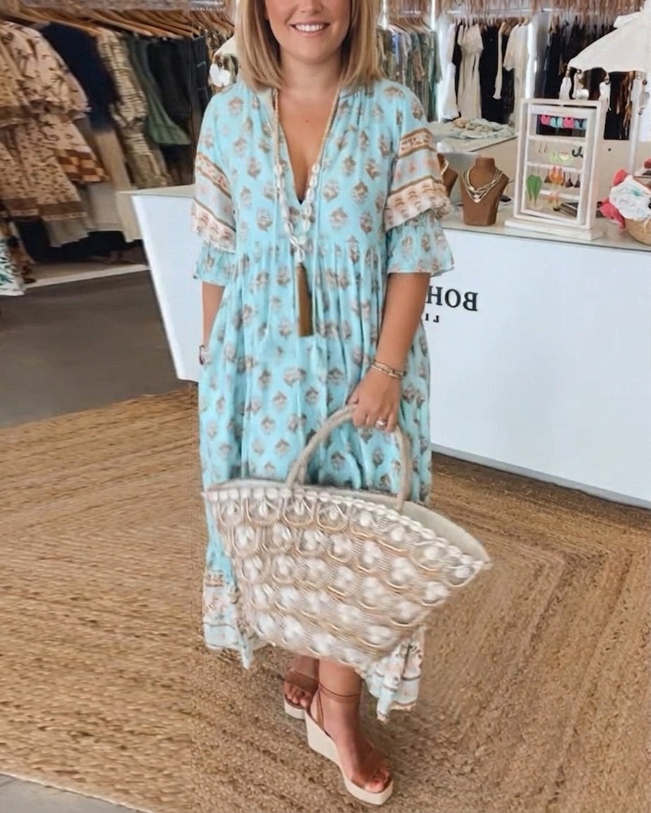 Verity - Bohemian Dress - Plus size model