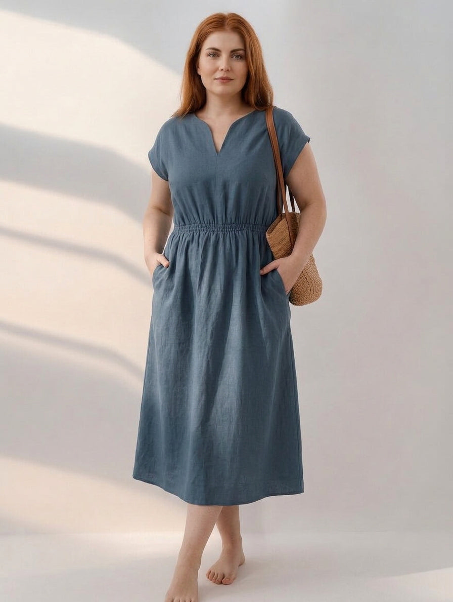 Lina — Fluid and Elegant Mixed Linen Dress - Plus size model