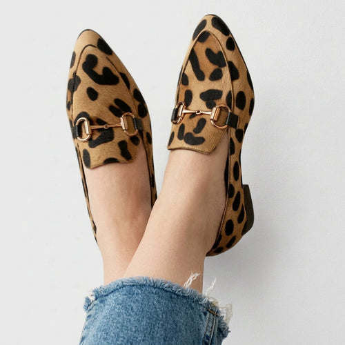 Aireyah | Everyday Elegance Loafers - Plus size model