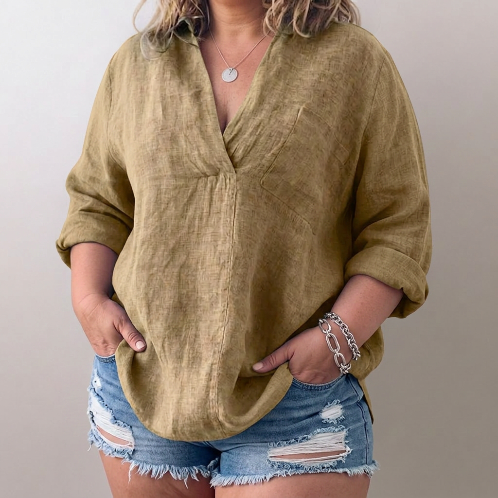 Lorie┃Comfortable long-sleeved shirt with V-neck - Plus size model