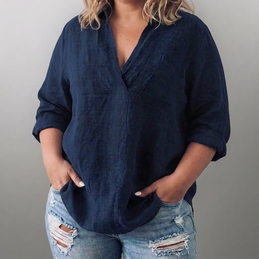Lorie┃Comfortable long-sleeved shirt with V-neck - Plus size model