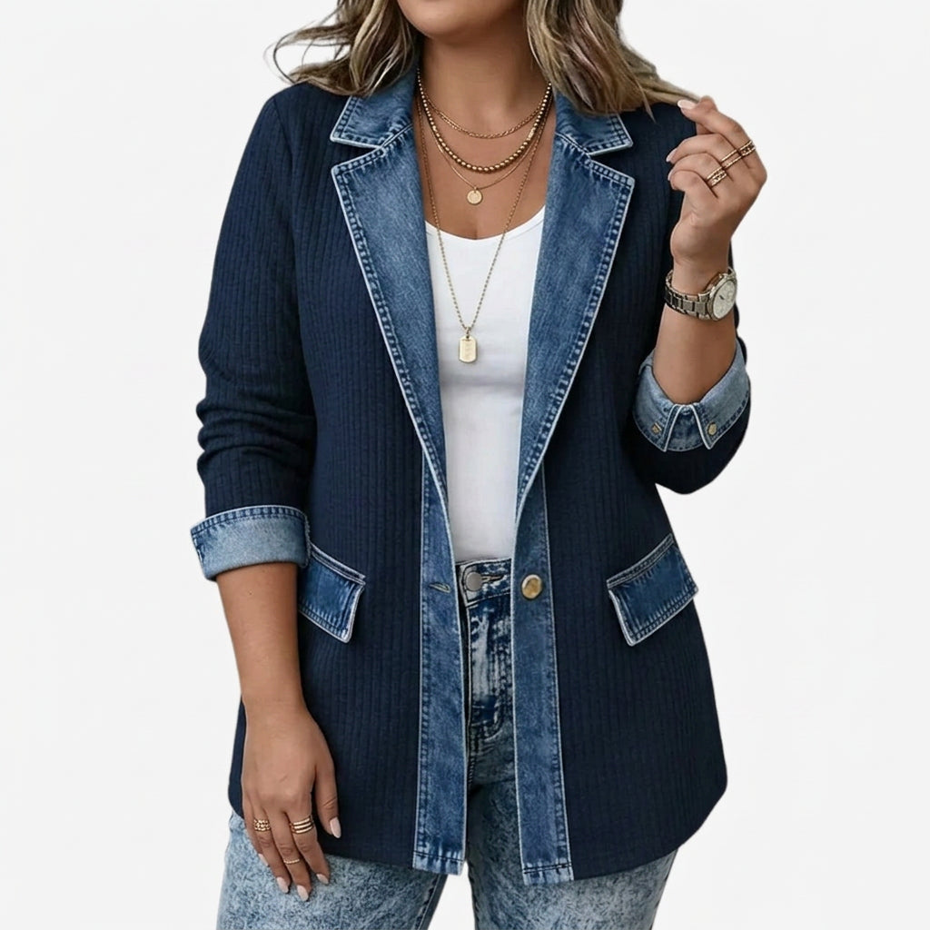 Hannah | Indigo Knit Jacket - Plus size model