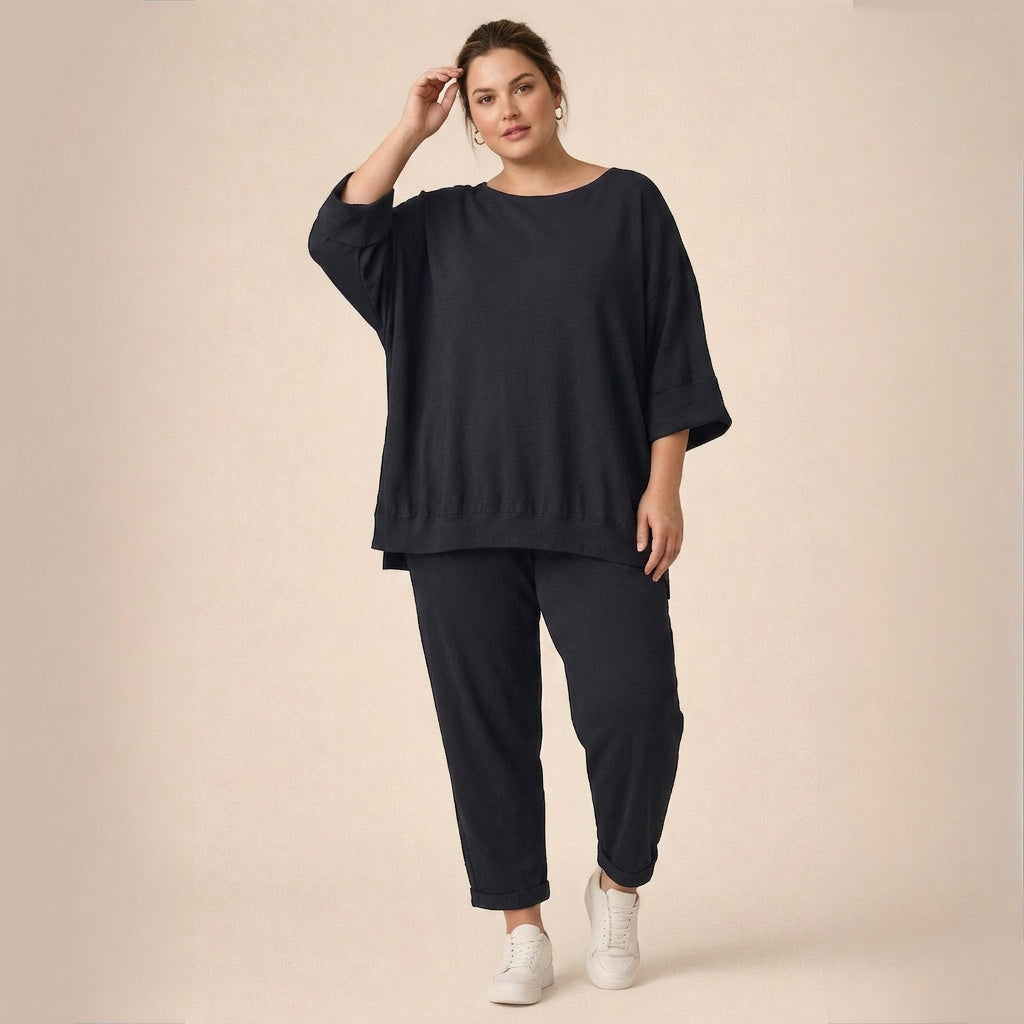 Clara | Comfortable Set - Plus size model