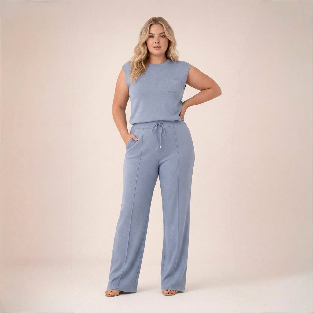 Paulina | Comfortable Daily Set - Plus size model