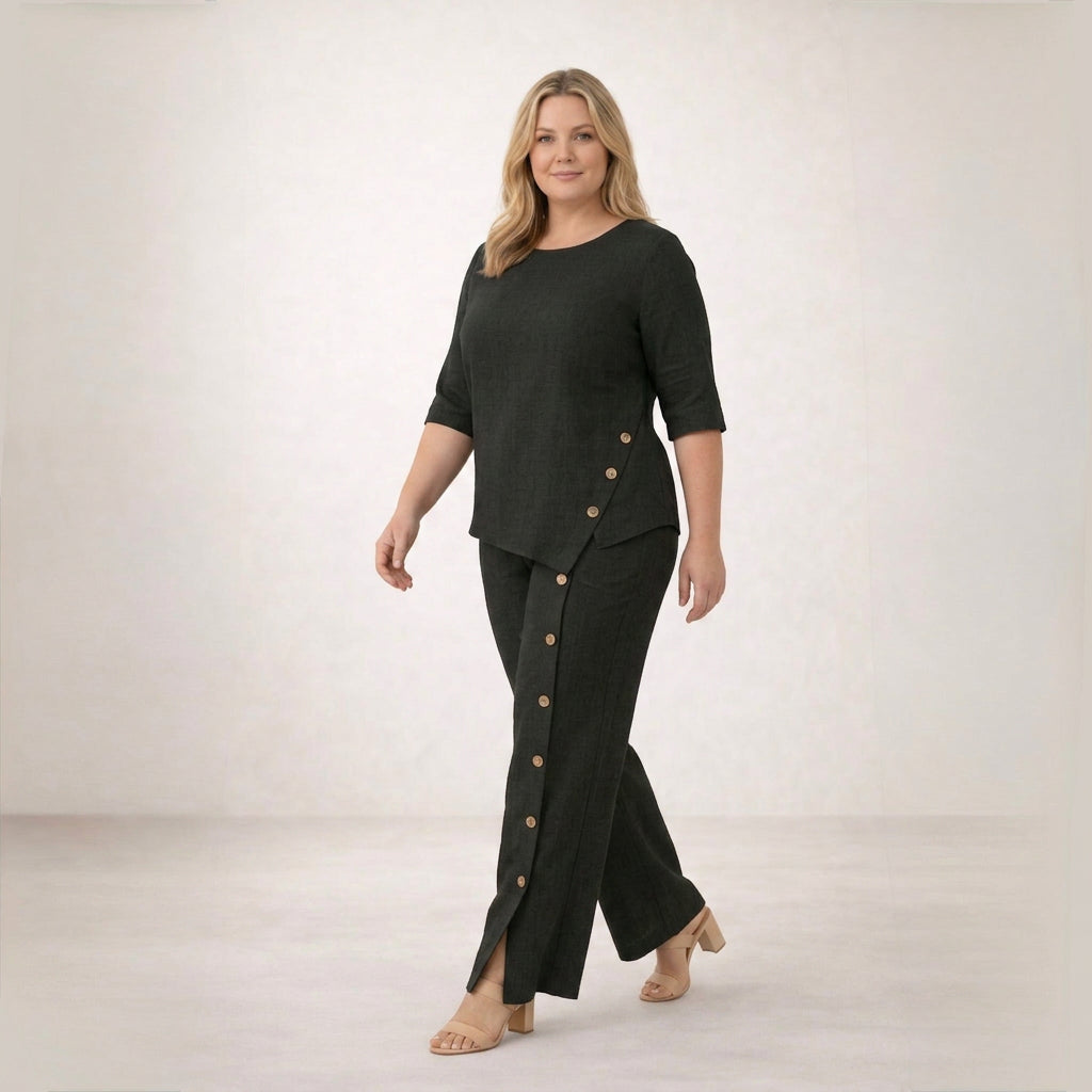 Grazyna | Elegant Linen Set - Plus size model