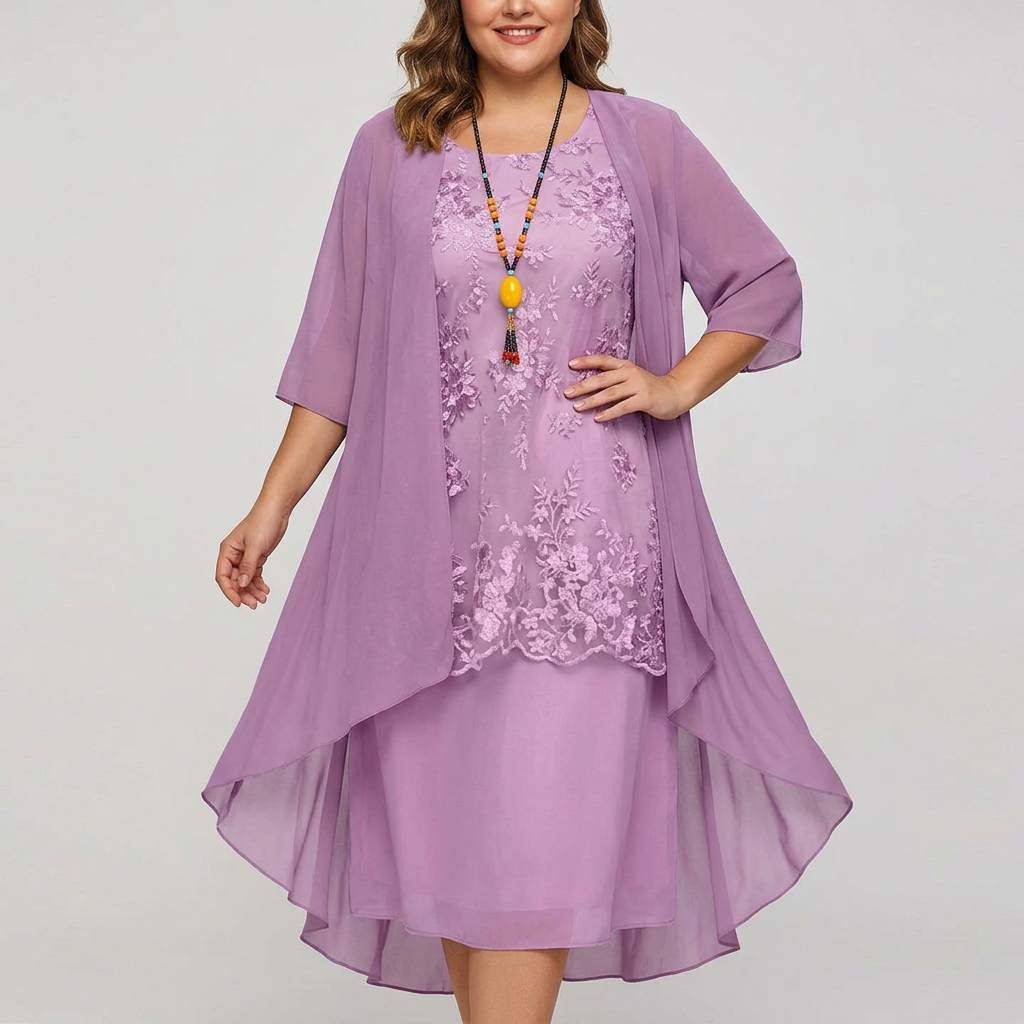 Aloria - Dreamy Elegance Dress - Plus size model