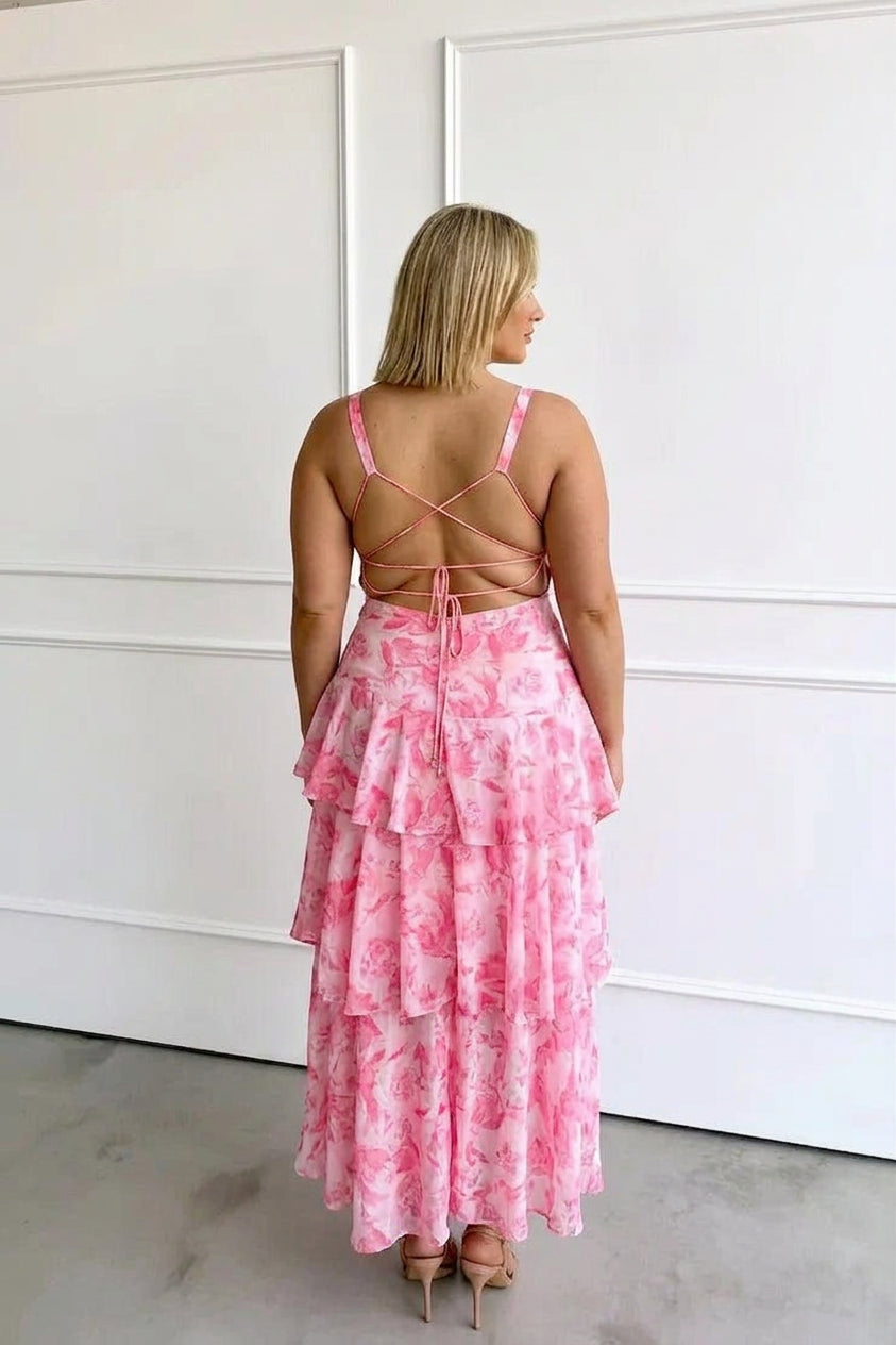 Dorotea | Maxi Dress - Plus size model